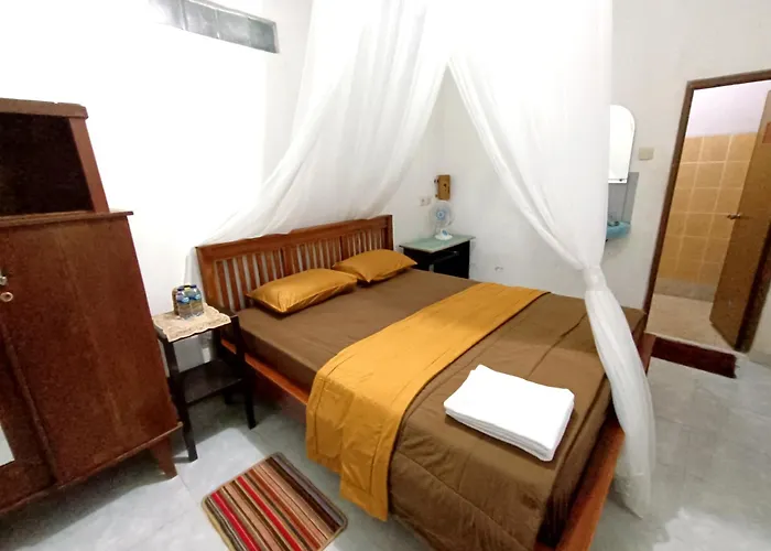 Warung Jojo And Habitación en casa particular